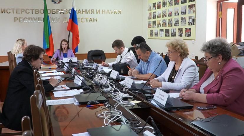 Заседание Комиссии по вопросам согласования назначения должностных лиц, отвечающих за муниципальное управление в сфере образования